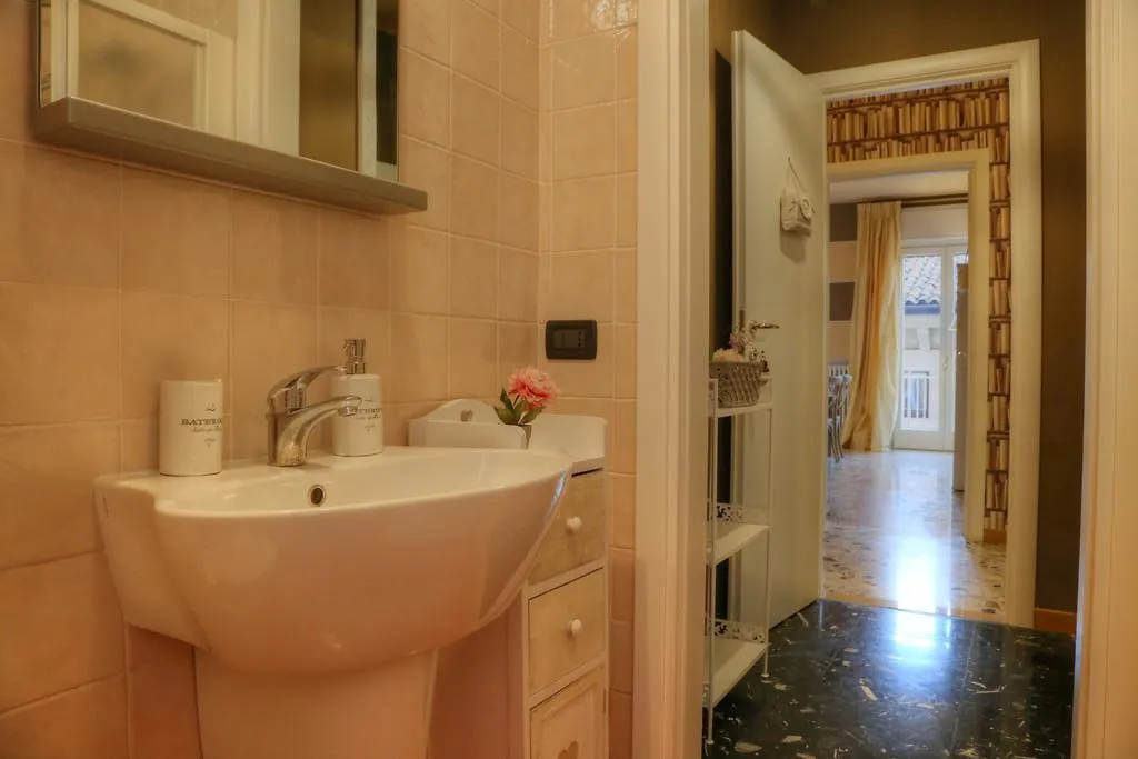 בית הארחה La Casetta Di Lina Bed & Breakfast Verona